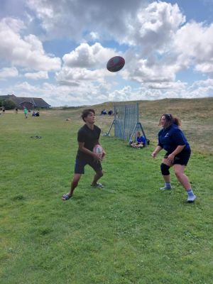 06 Rugbyball allzeit im Einsatz.jpeg