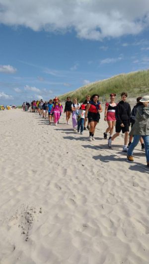 27 Karnevalwanderung am Strand.jpeg